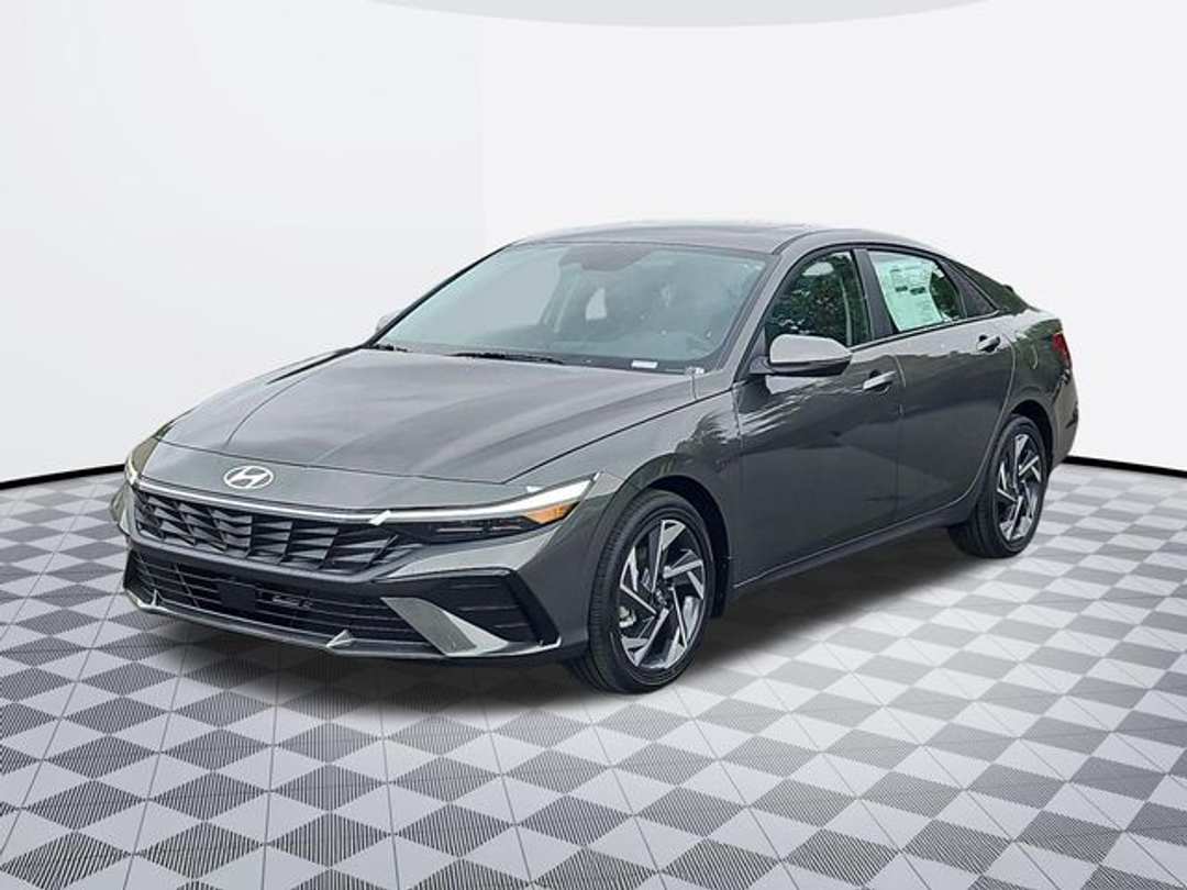 2026 Hyundai Elantra Limited - Image 2
