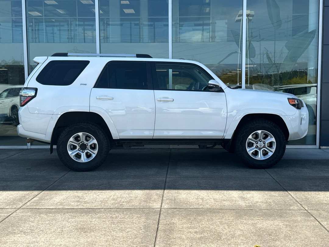 2023 Toyota 4Runner SR5 Premium - Image 2