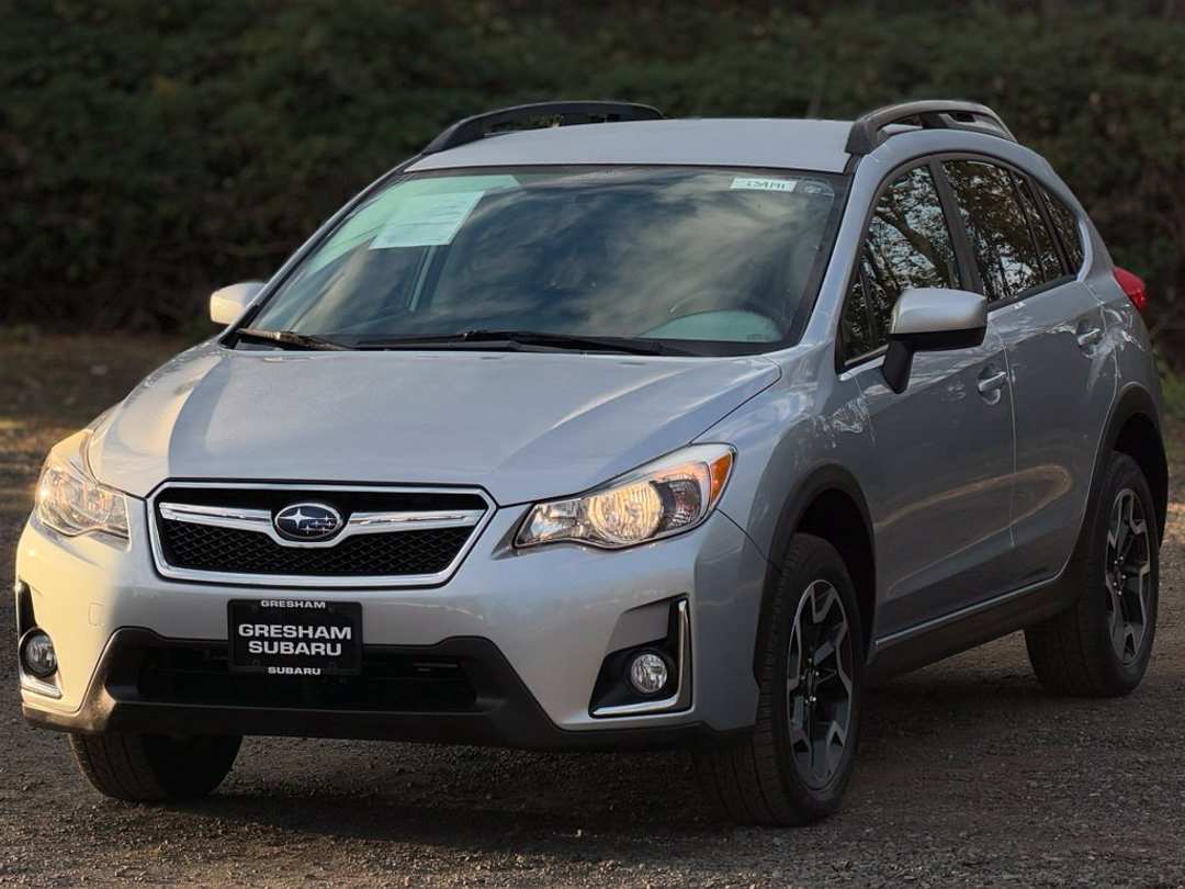 2017 Subaru Crosstrek 2.0i Premium - Image 3
