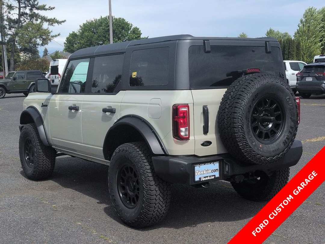 2025 Ford Bronco Big Bend - Image 3