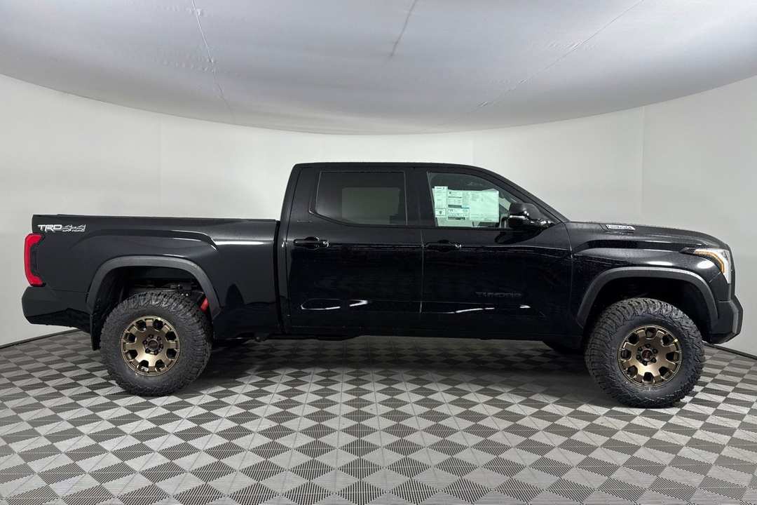 2025 Toyota Tundra Hybrid Limited - Image 3