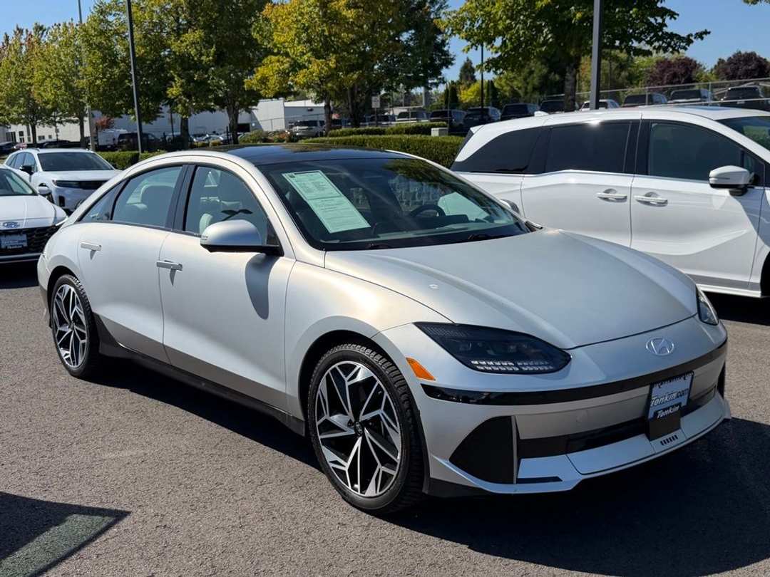 2023 Hyundai Ioniq 6 Limited - Image 2