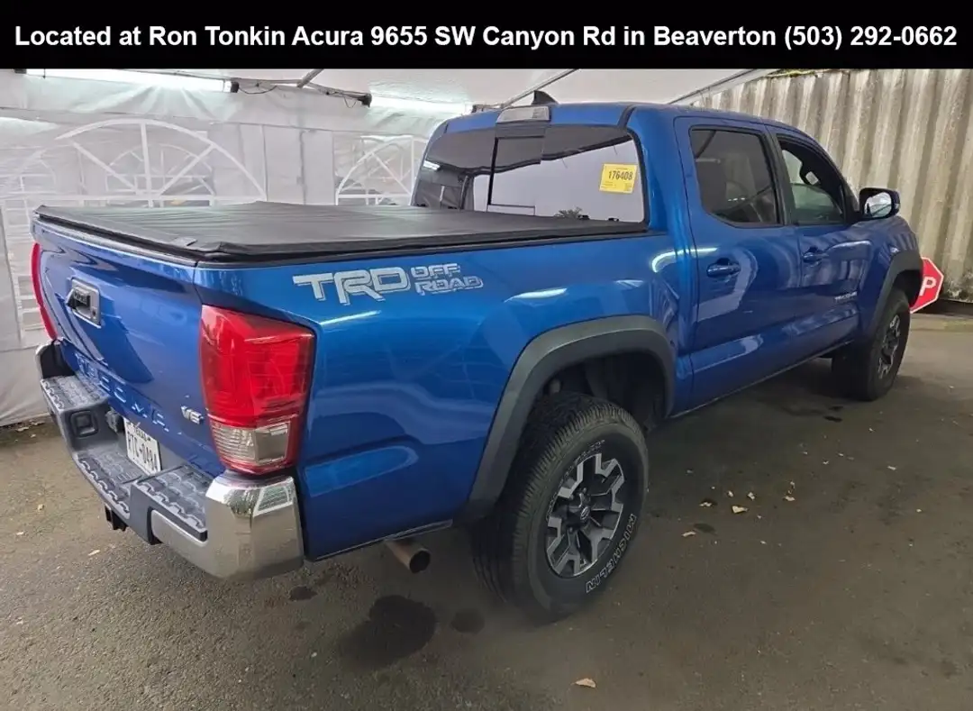 2017 Toyota Tacoma TRD OffRoad - Image 3