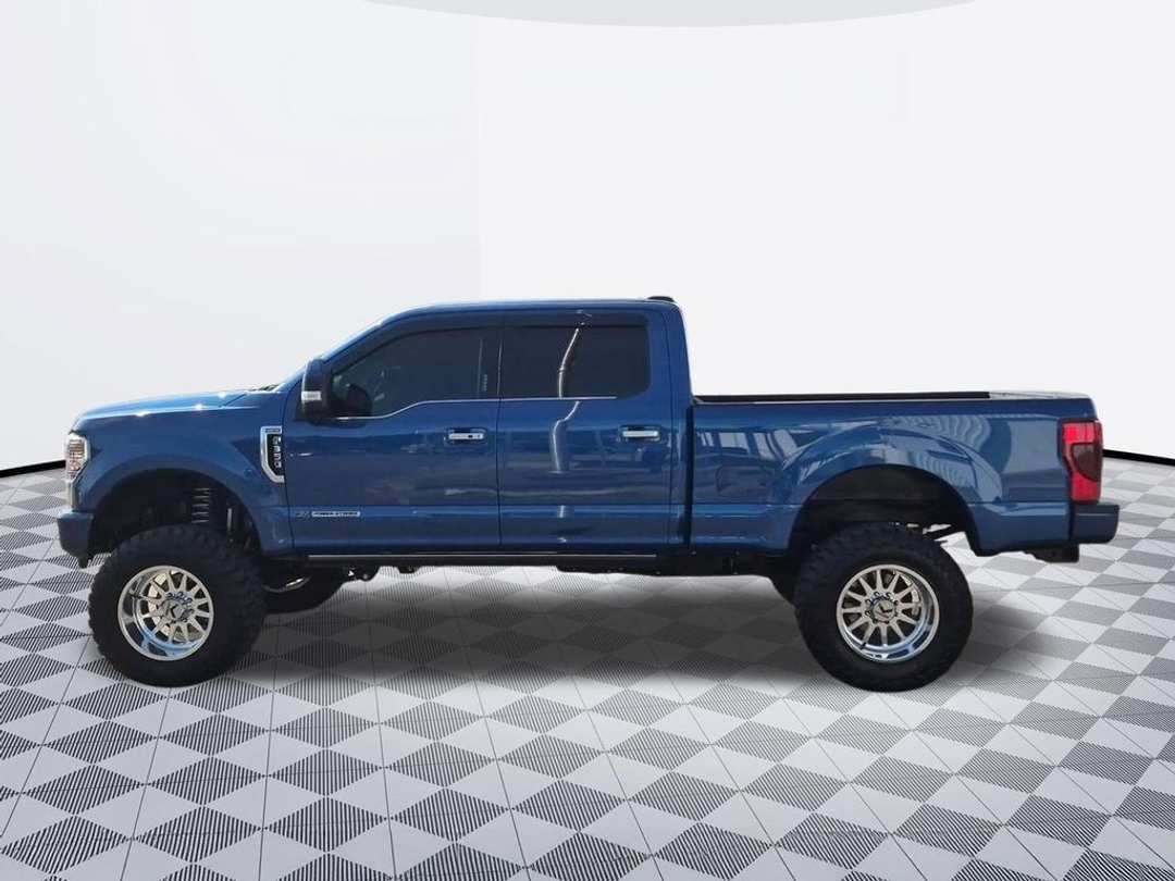 2022 Ford F-350Sd Limited - Image 2