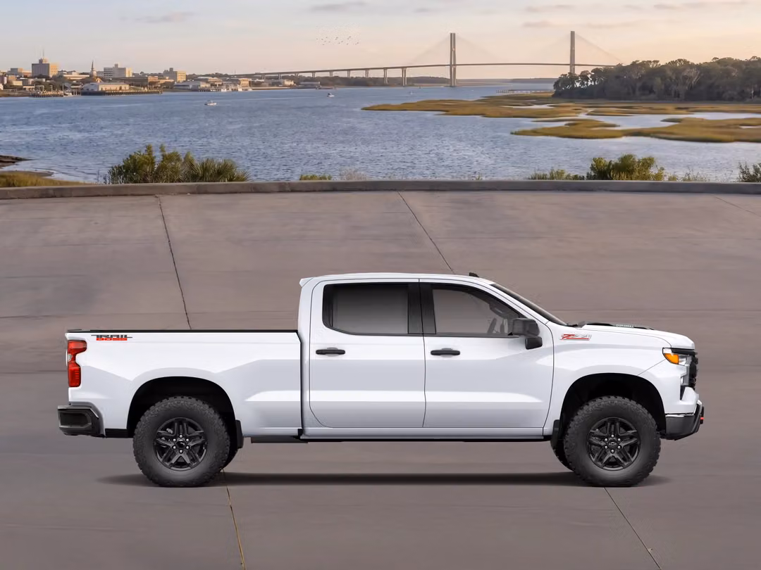 2026 Chevrolet Silverado 1500 Custom Trail Boss - Image 3