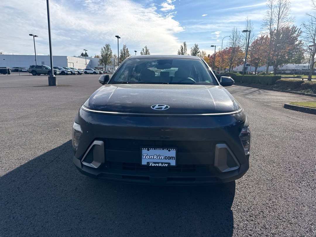 2024 Hyundai Kona SE - Image 2