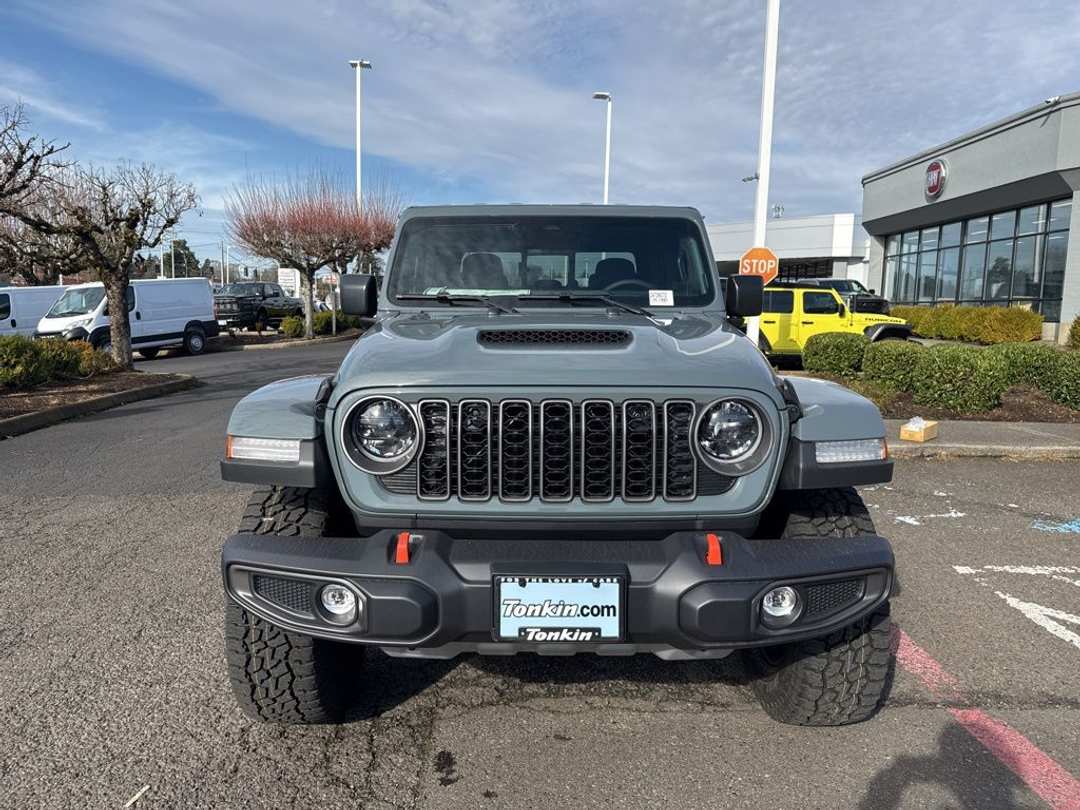2026 Jeep Gladiator Mojave - Image 2