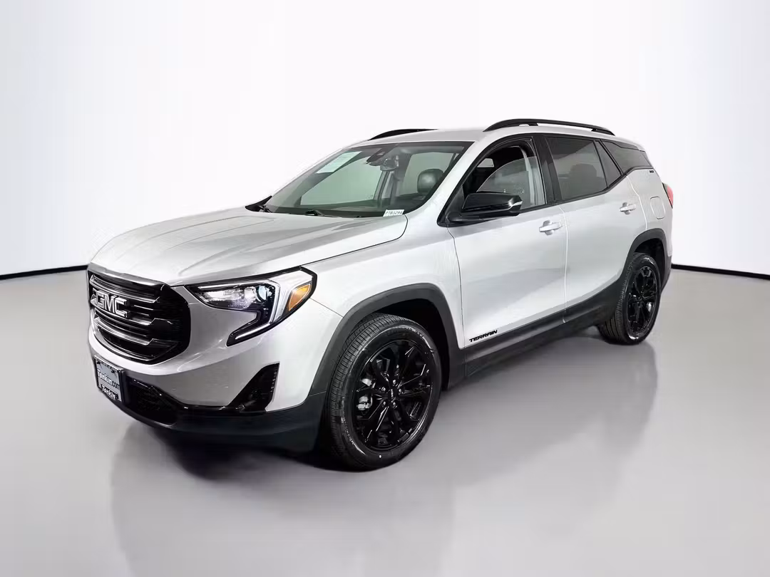 2021 GMC Terrain SLT - Image 3