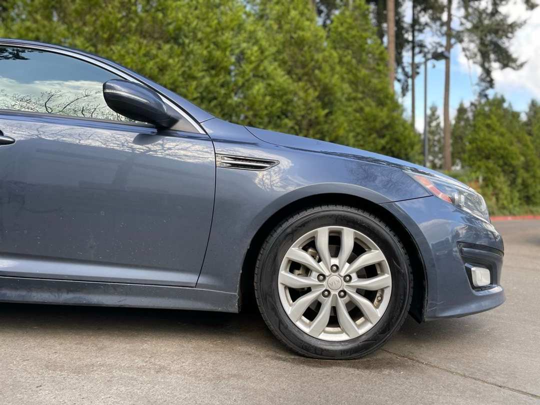 2015 Kia Optima EX - Image 2