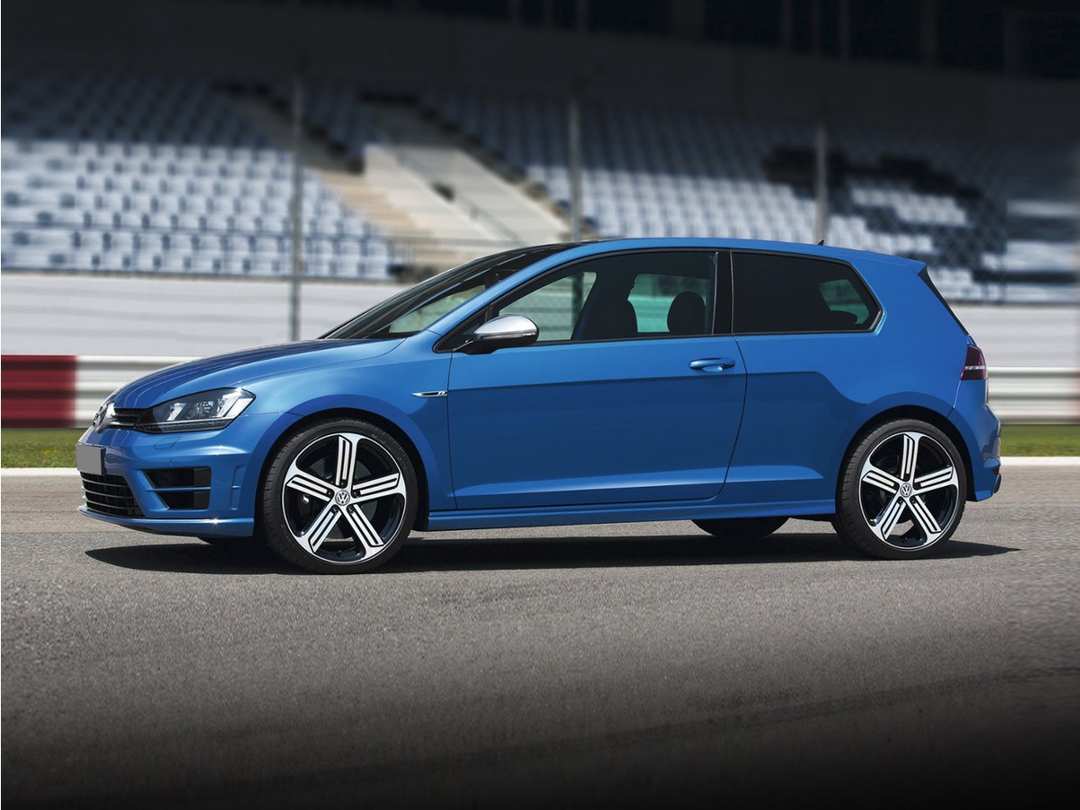 2015 Volkswagen Golf - Image 2