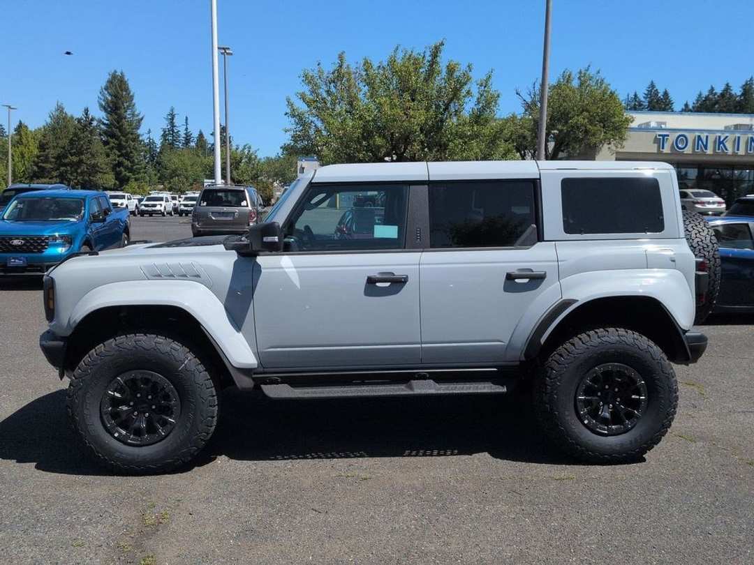 2026 Ford Bronco Raptor - Image 2