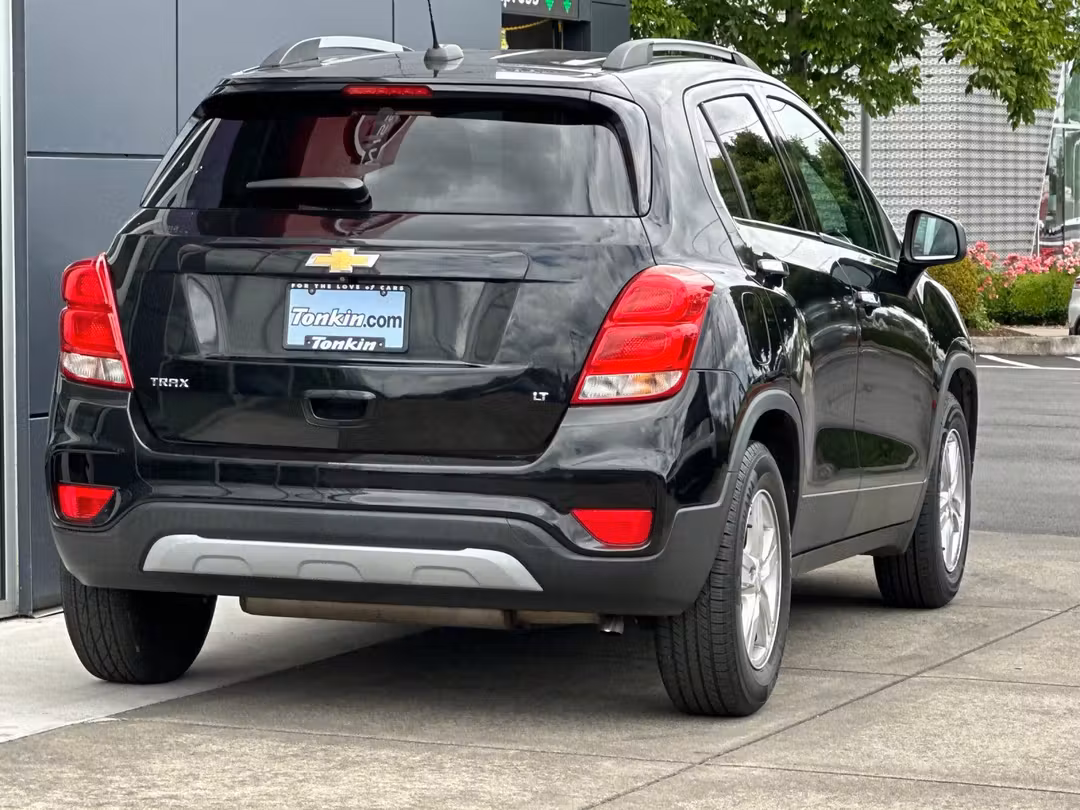 2019 Chevrolet Trax LT - Image 3