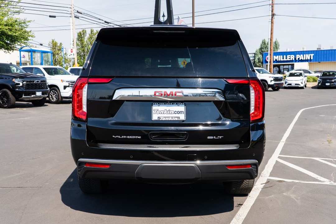 2023 GMC Yukon Xl SLT - Image 3