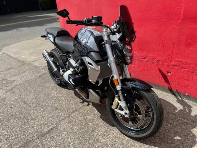 2024 BMW R1250R