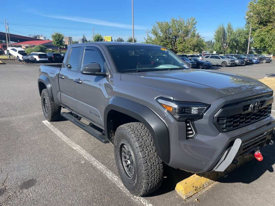 2024 Toyota Tacoma TRD OffRoad - Image 3