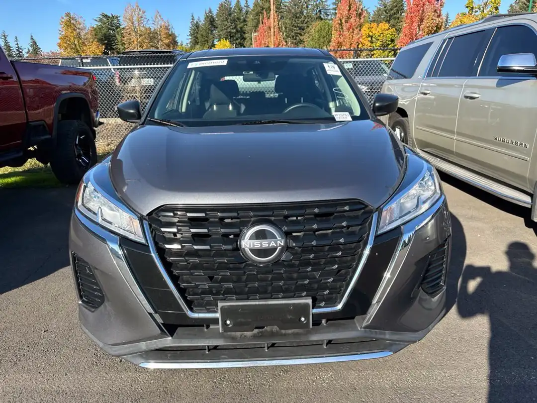 2024 Nissan Kicks S - Image 2
