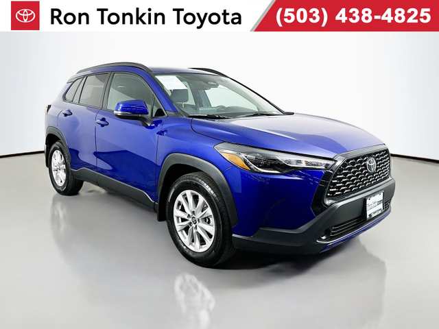 2024 Toyota Corolla Cross LE