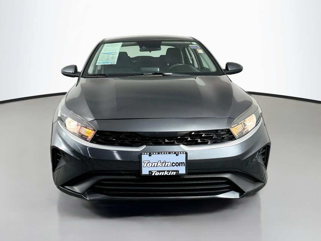 2023 Kia Forte LXS - Image 2
