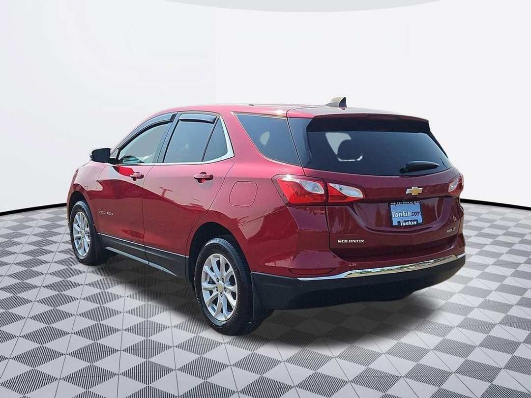 2019 Chevrolet Equinox LT - Image 3