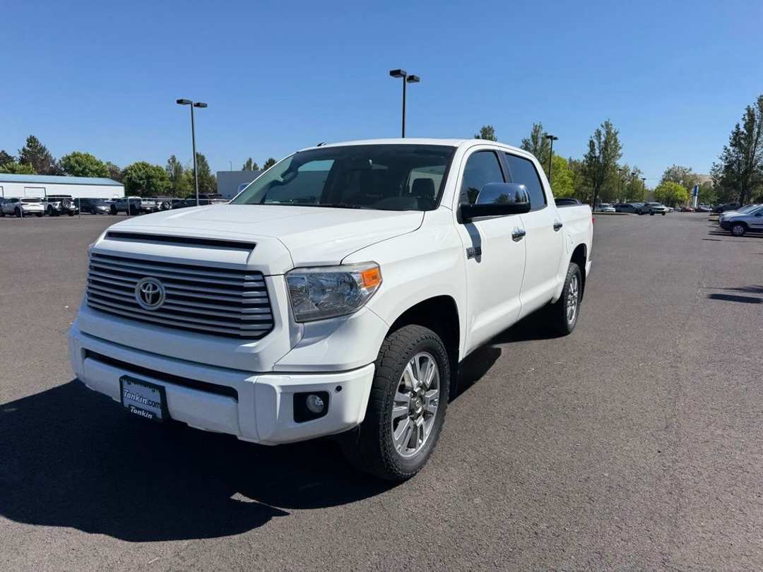 2017 Toyota Tundra Platinum - Image 3