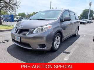 2015 Toyota Sienna LE