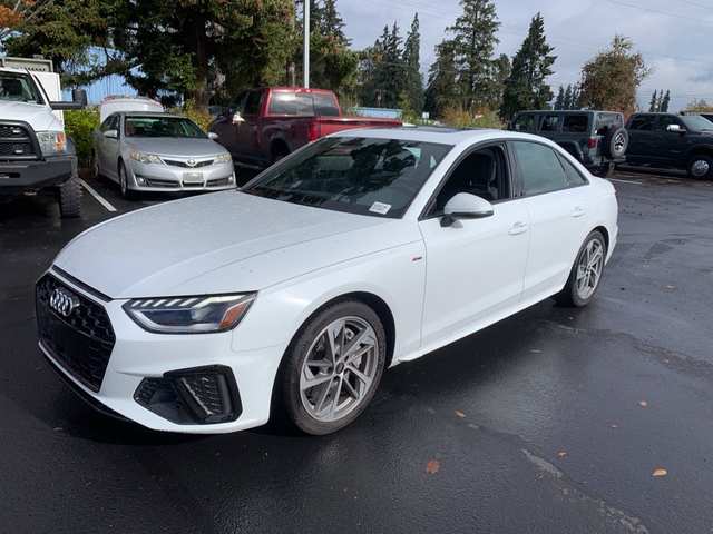 2025 Audi A4 45 S line Premium