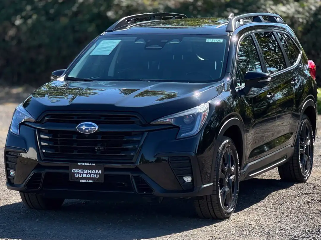 2023 Subaru Ascent Onyx Edition - Image 3