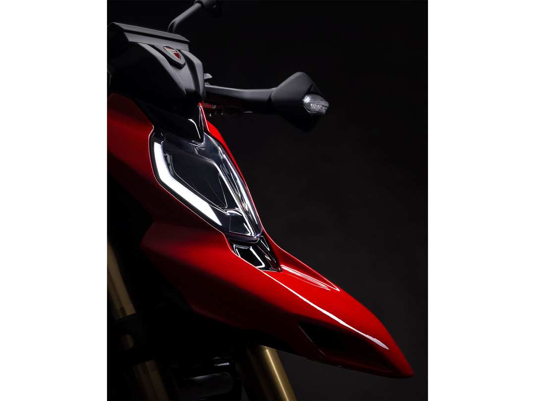 2026 Ducati Hypermotard V2 - Image 3