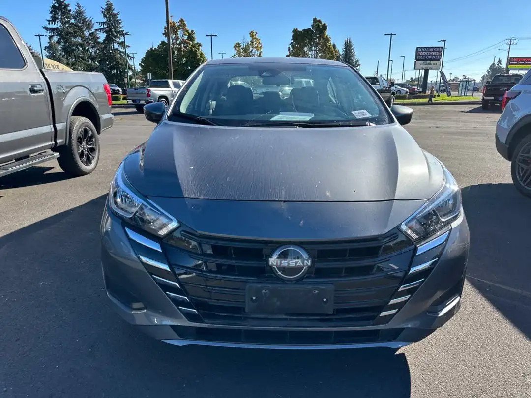 2024 Nissan Versa 1.6 SV - Image 2