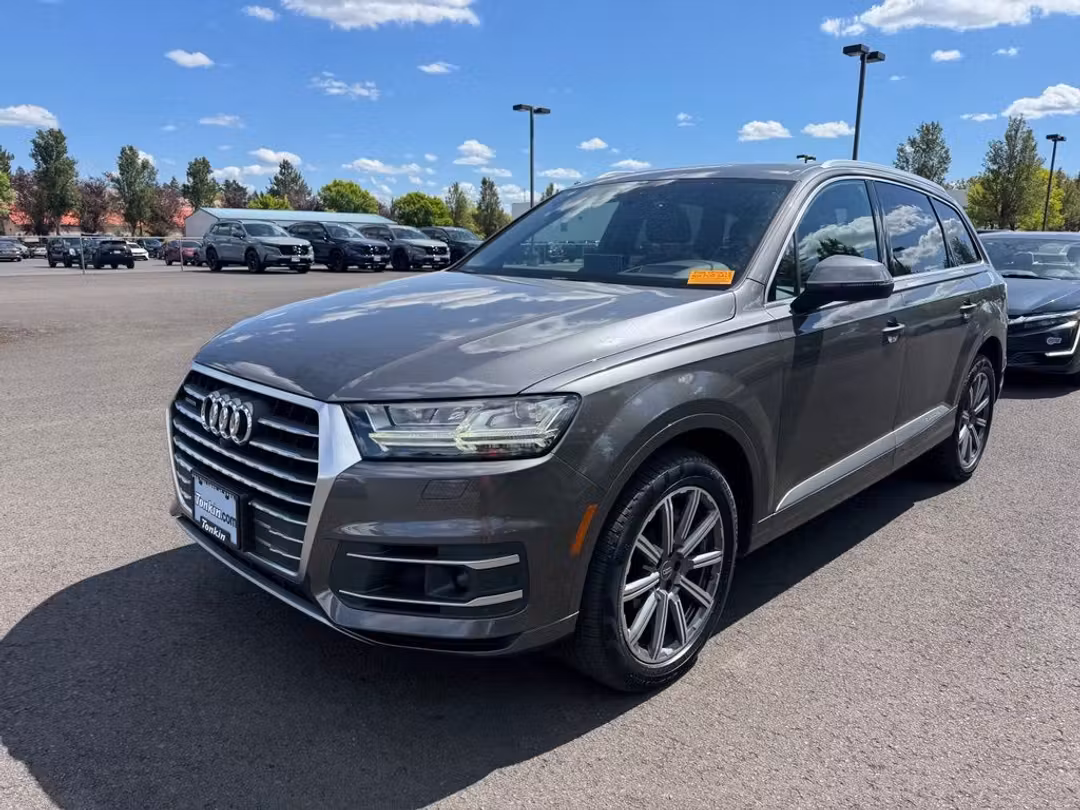 2019 Audi Q7 55 Prestige - Image 3