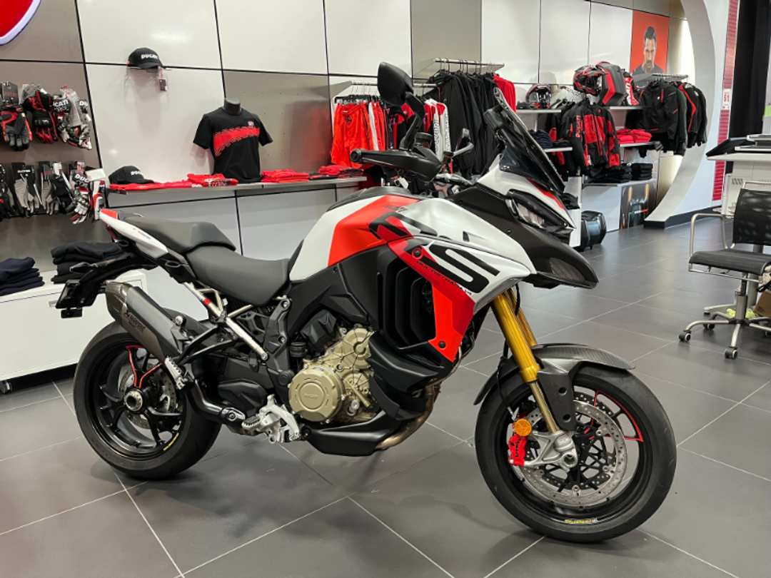 2025 Ducati Mts V4 Rs - Clearance Priced!!! No Freight Or Setup! - Image 2