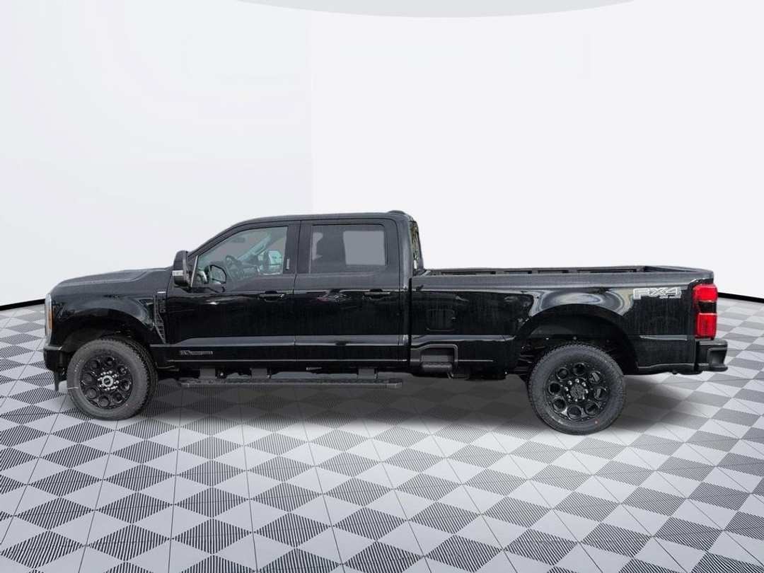 2026 Ford F-350Sd Lariat - Image 2