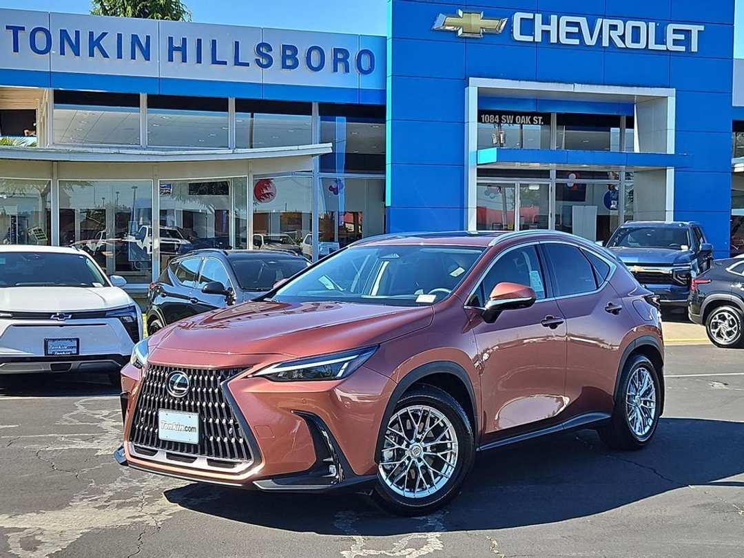 2025 Lexus NX 350 Premium - Image 2