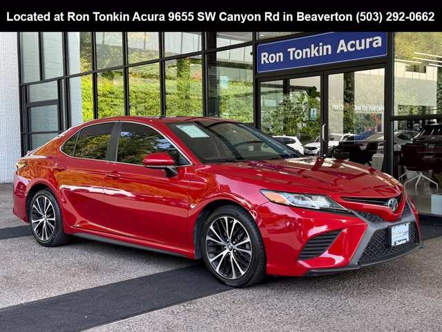 2019 Toyota Camry SE
