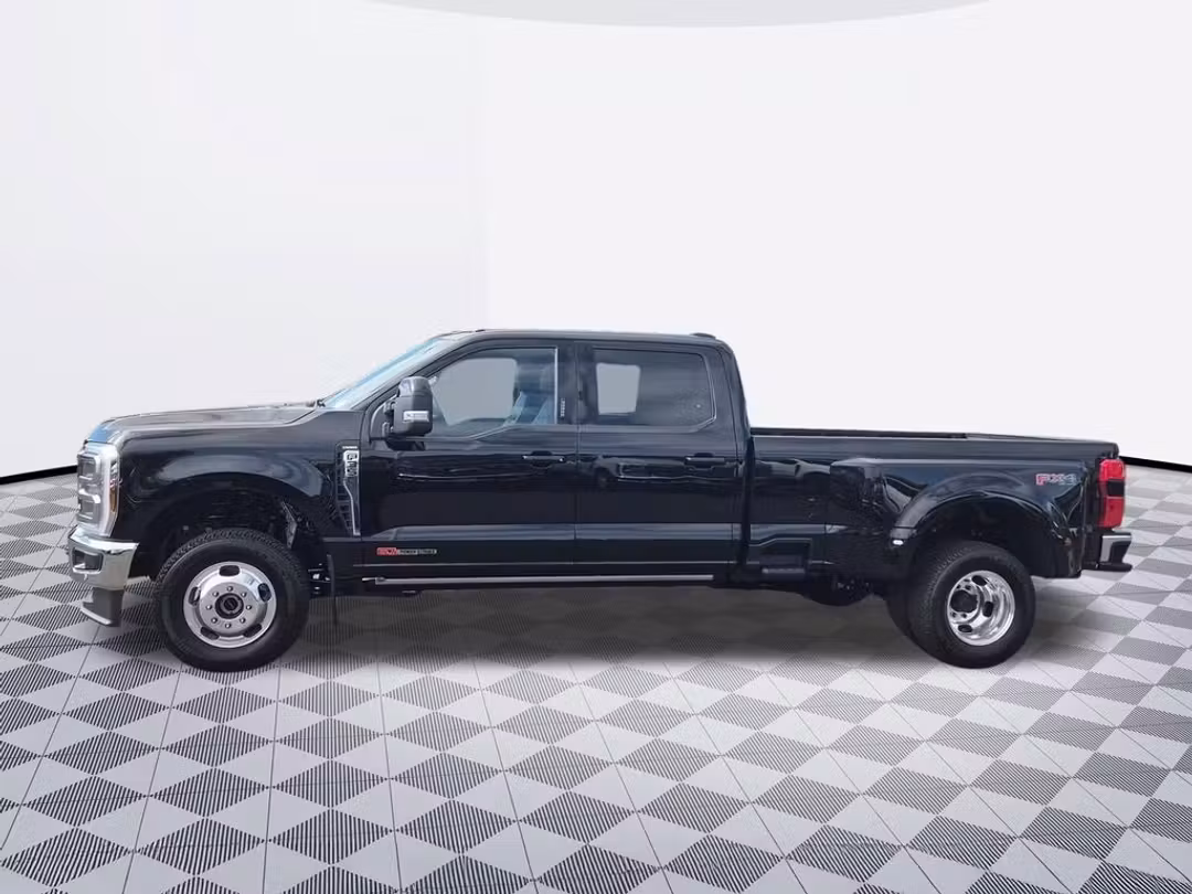 2026 Ford F-350Sd Lariat - Image 2