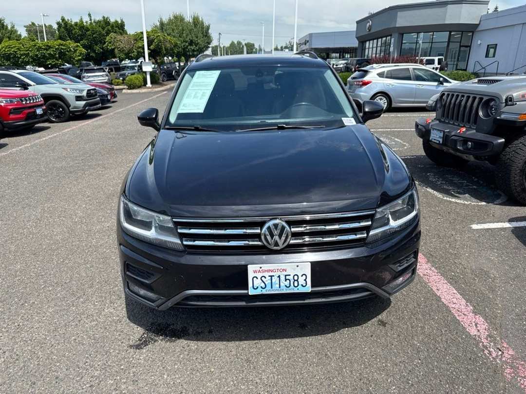 2018 Volkswagen Tiguan 2.0T SE - Image 2