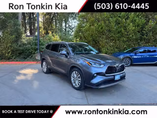2022 Toyota Highlander Platinum