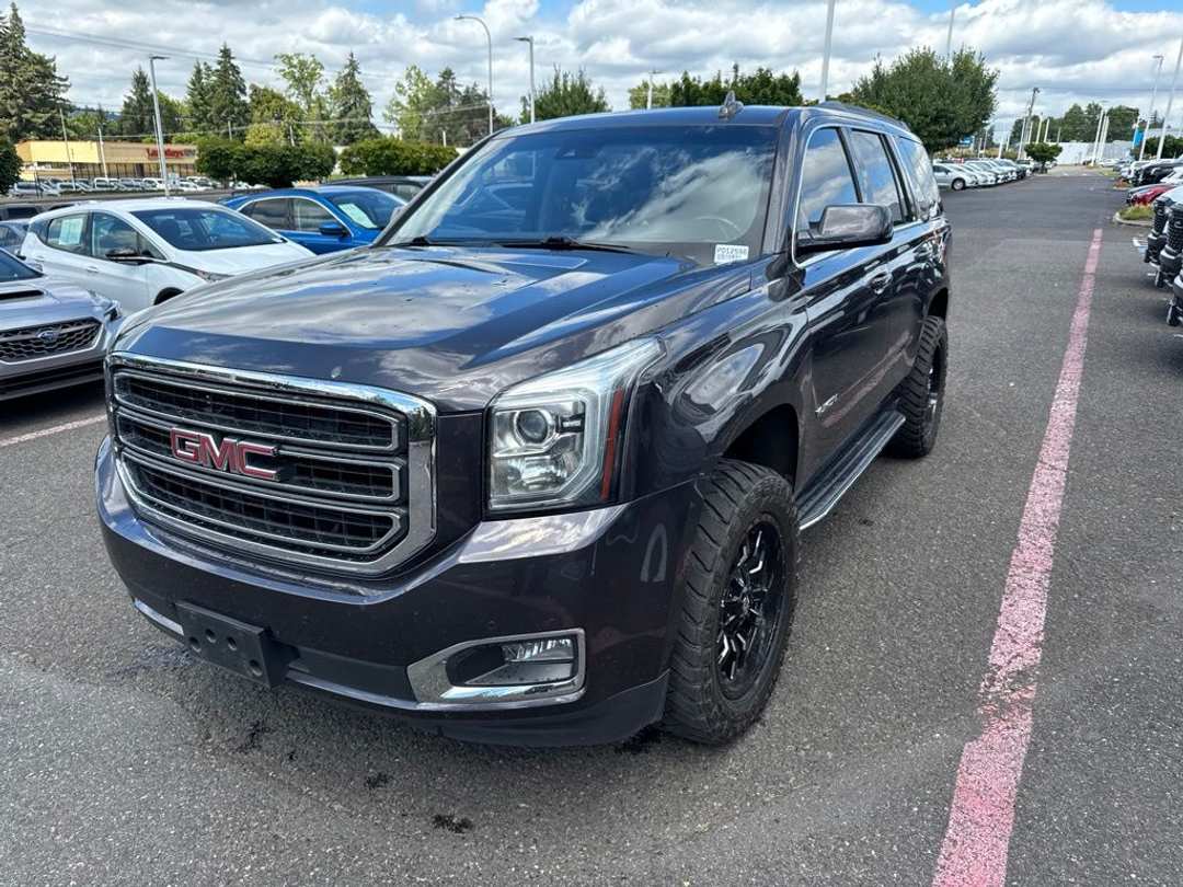 2018 GMC Yukon SLT - Image 3