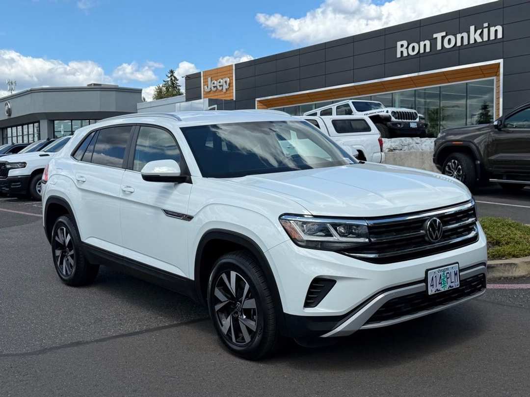 2023 Volkswagen Atlas Cross Sport 2.0T SE - Image 2