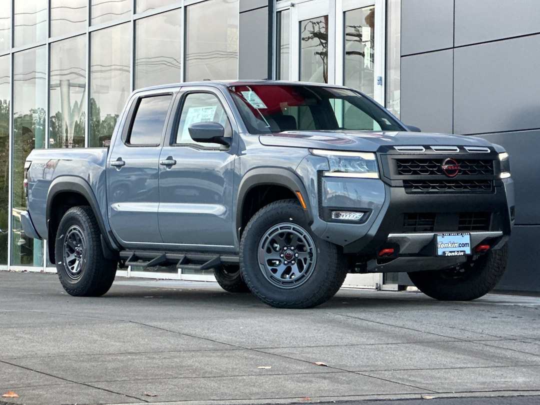 2026 Nissan Frontier PRO4X - Image 2
