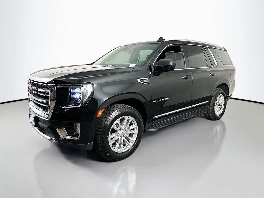 2023 GMC Yukon SLT - Image 3