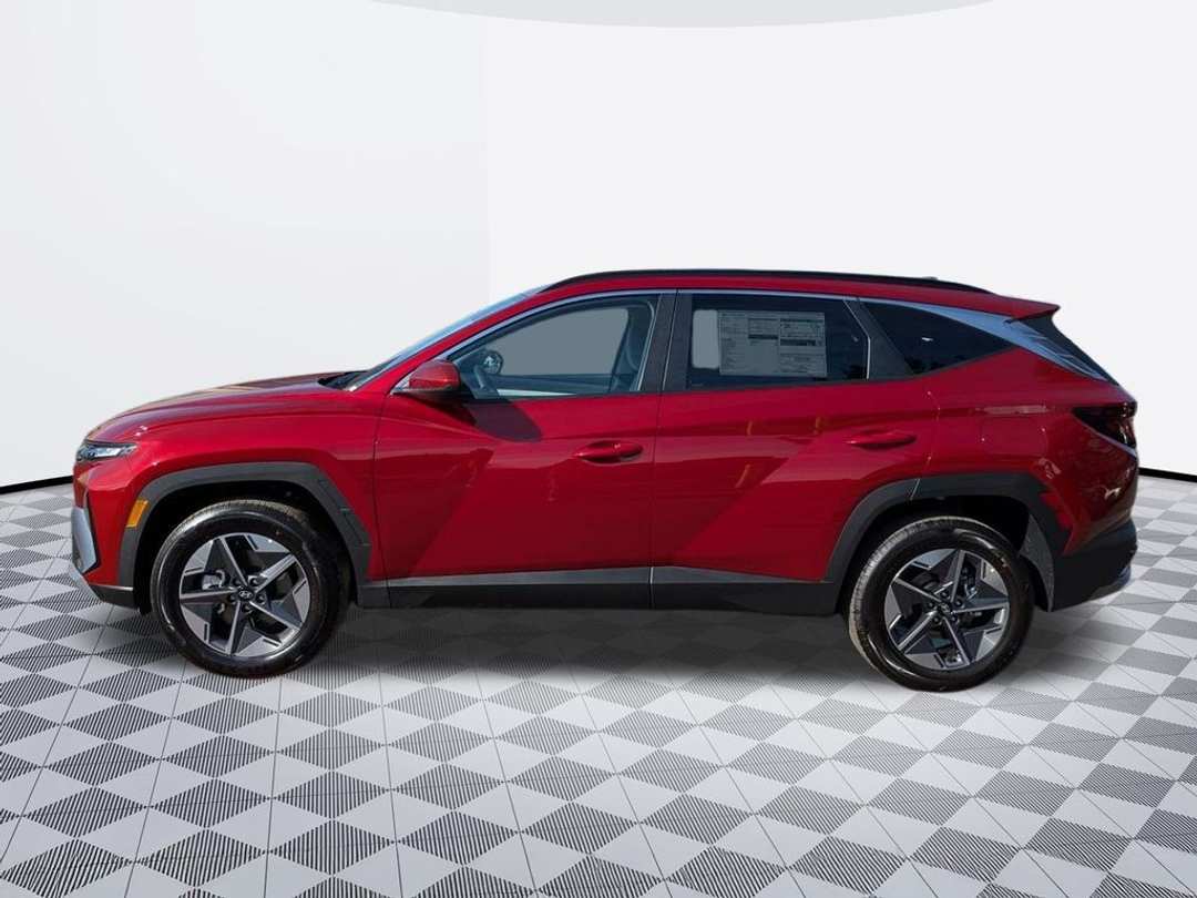 2026 Hyundai Tucson Hybrid SEL - Image 3