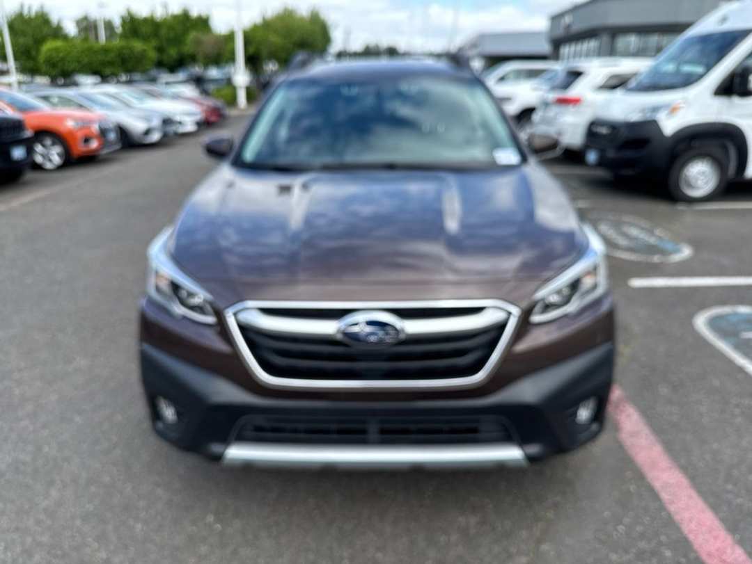 2022 Subaru Outback Limited - Image 2
