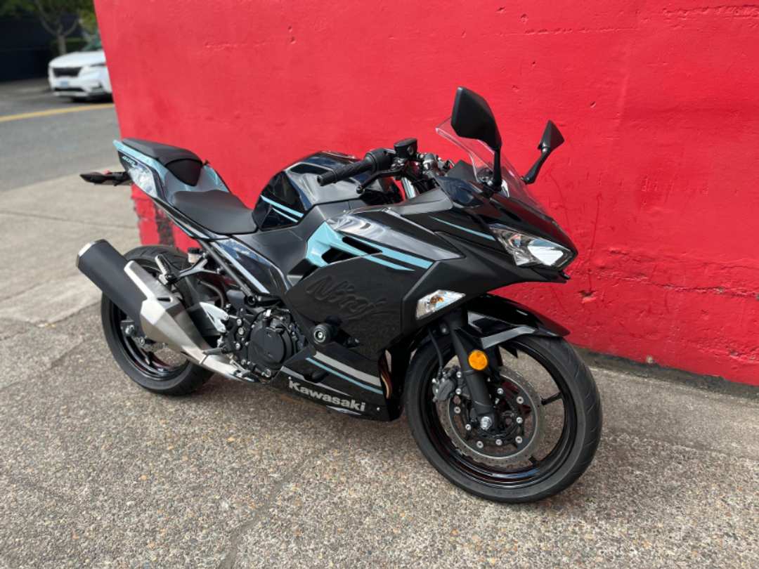 2020 KAWASAKI Ninja 400 - Image 2