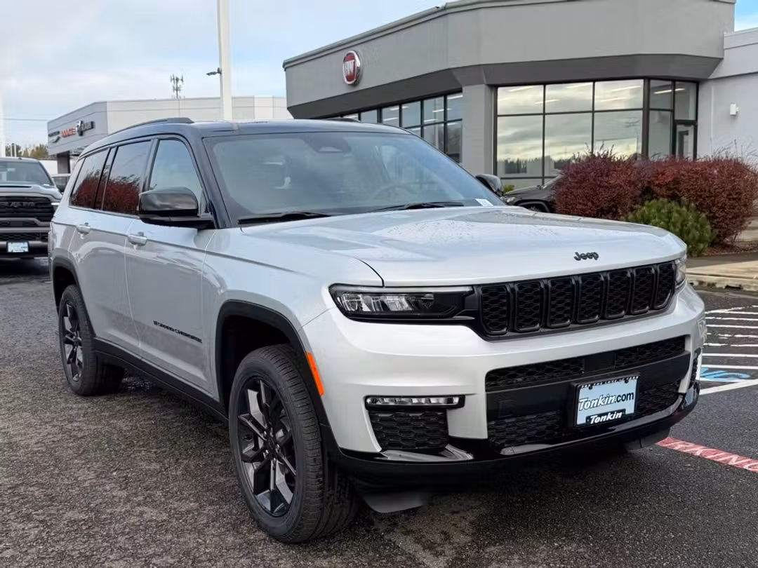2025 Jeep Grand Cherokee L Limited - Image 2