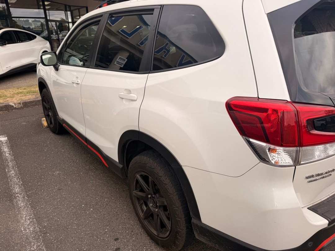 2019 Subaru Forester Sport - Image 3