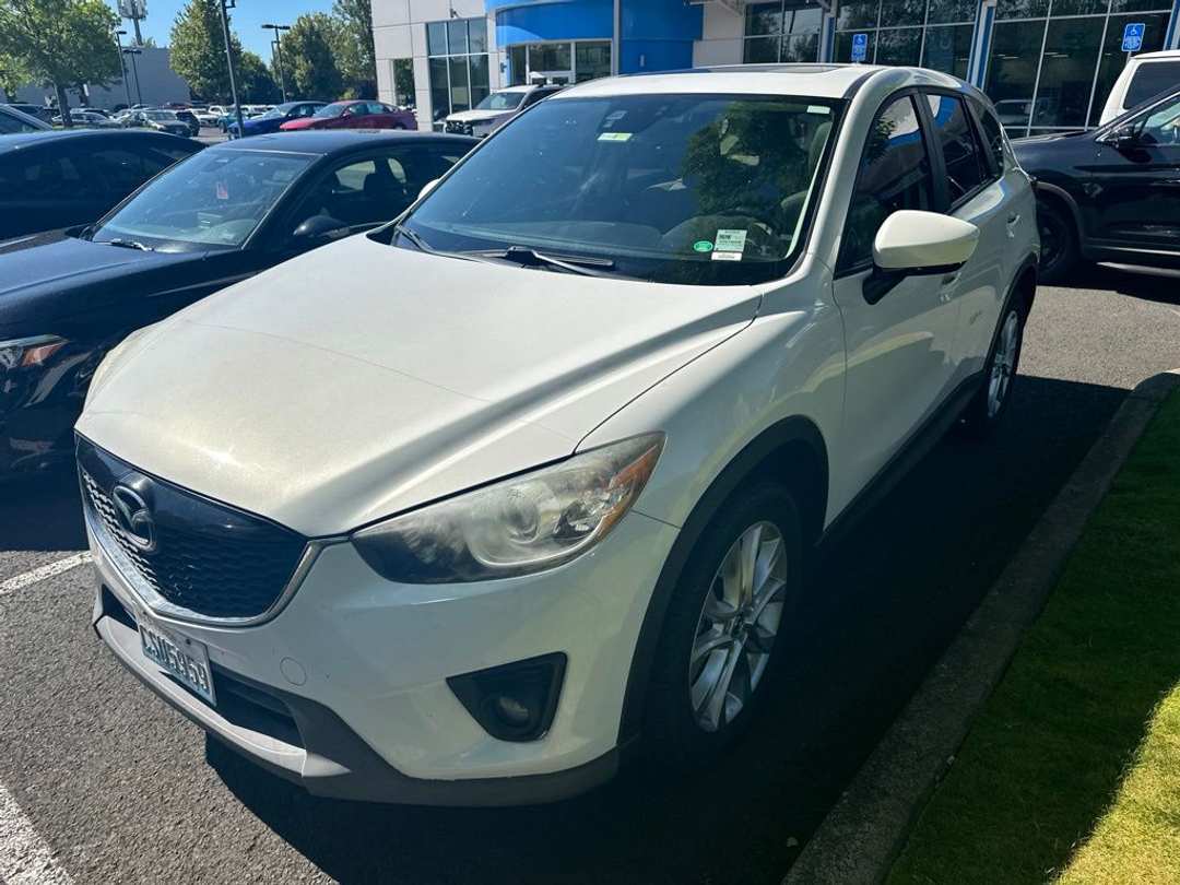 2014 MAZDA CX-5 Grand Touring - Image 2