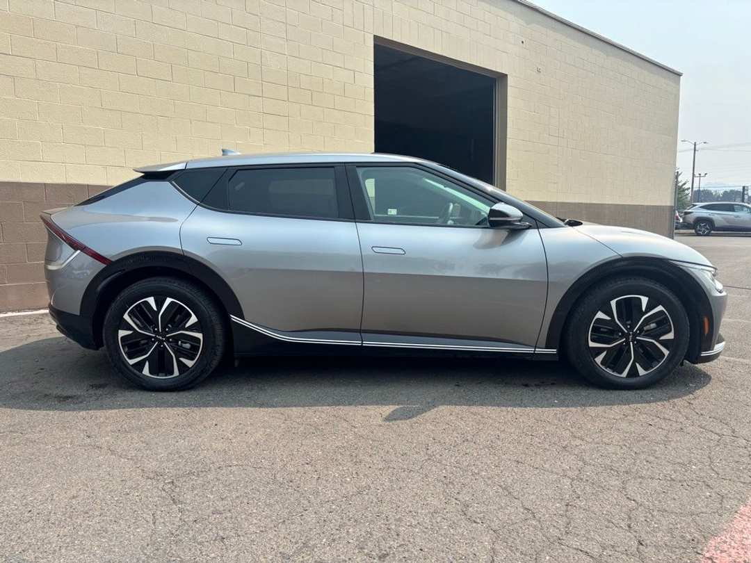 2024 Kia Ev6 Wind - Image 3