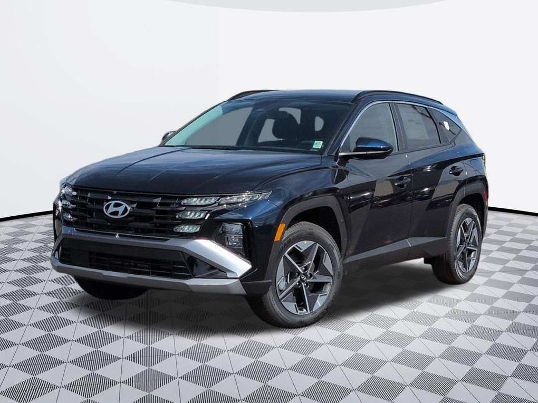 2026 Hyundai Tucson Hybrid SEL - Image 2
