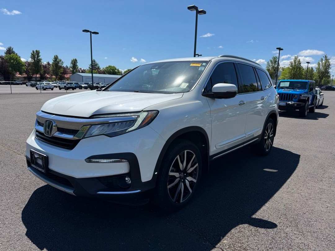 2019 Honda Pilot Elite - Image 3